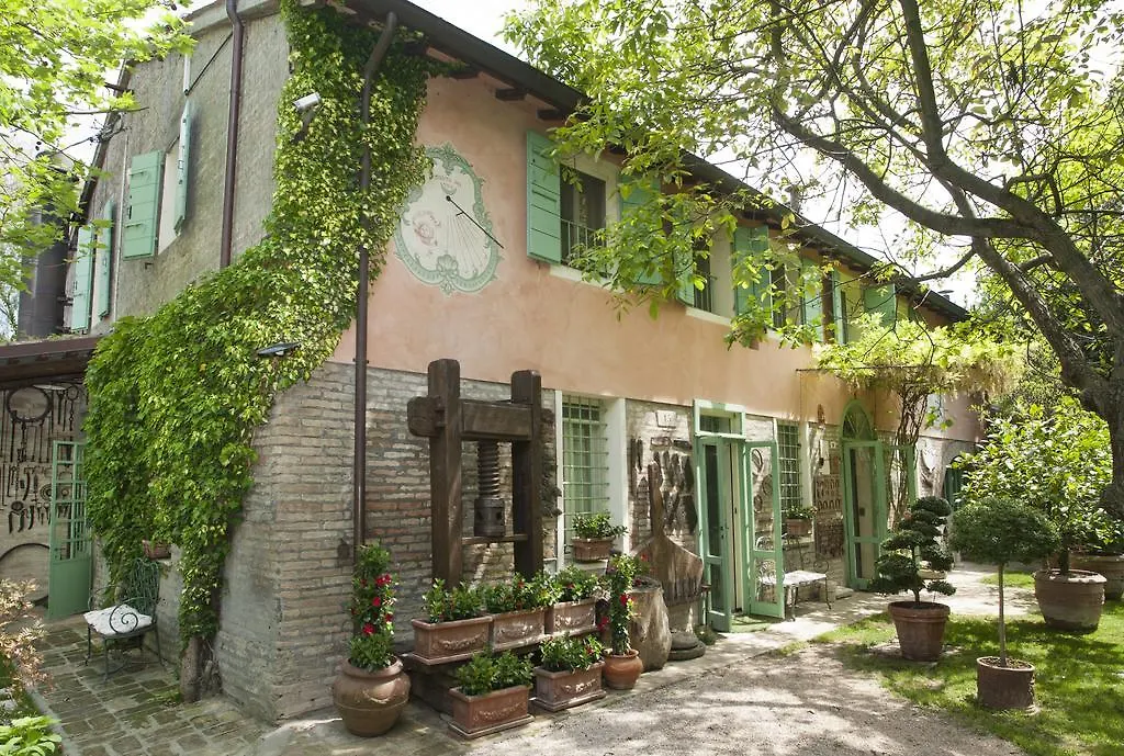 Casa Delle Meridiane Ravenna 3*,